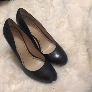 Nine West black wedges